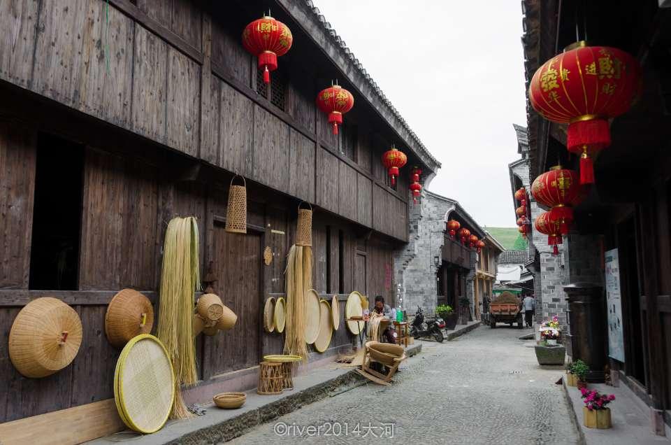 到公安局补办一张身份证，需要带什么材料？游戏画面